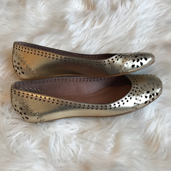 🛑 EUC CORSO COMO Leather Gold Ballet Flats - Picture 8 of 8